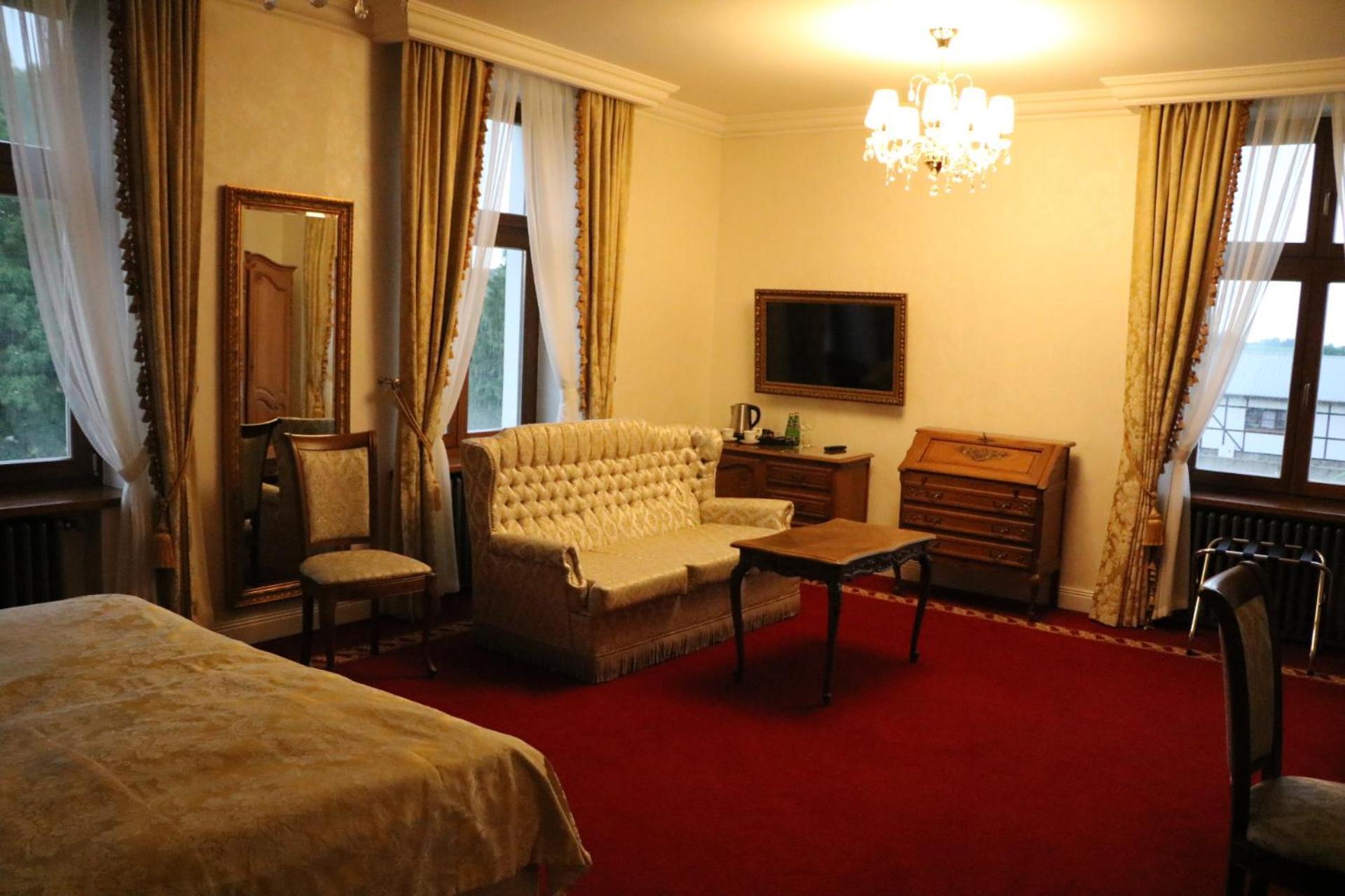 Palac Mortegi Hotel & Spa- Restauracja Szlachecka, Spa, Basen, Sauny, Jazda Konna, Mini Zoo- Luksus, Relaks I Przyroda W Jednym! Lubawa Szoba fotó